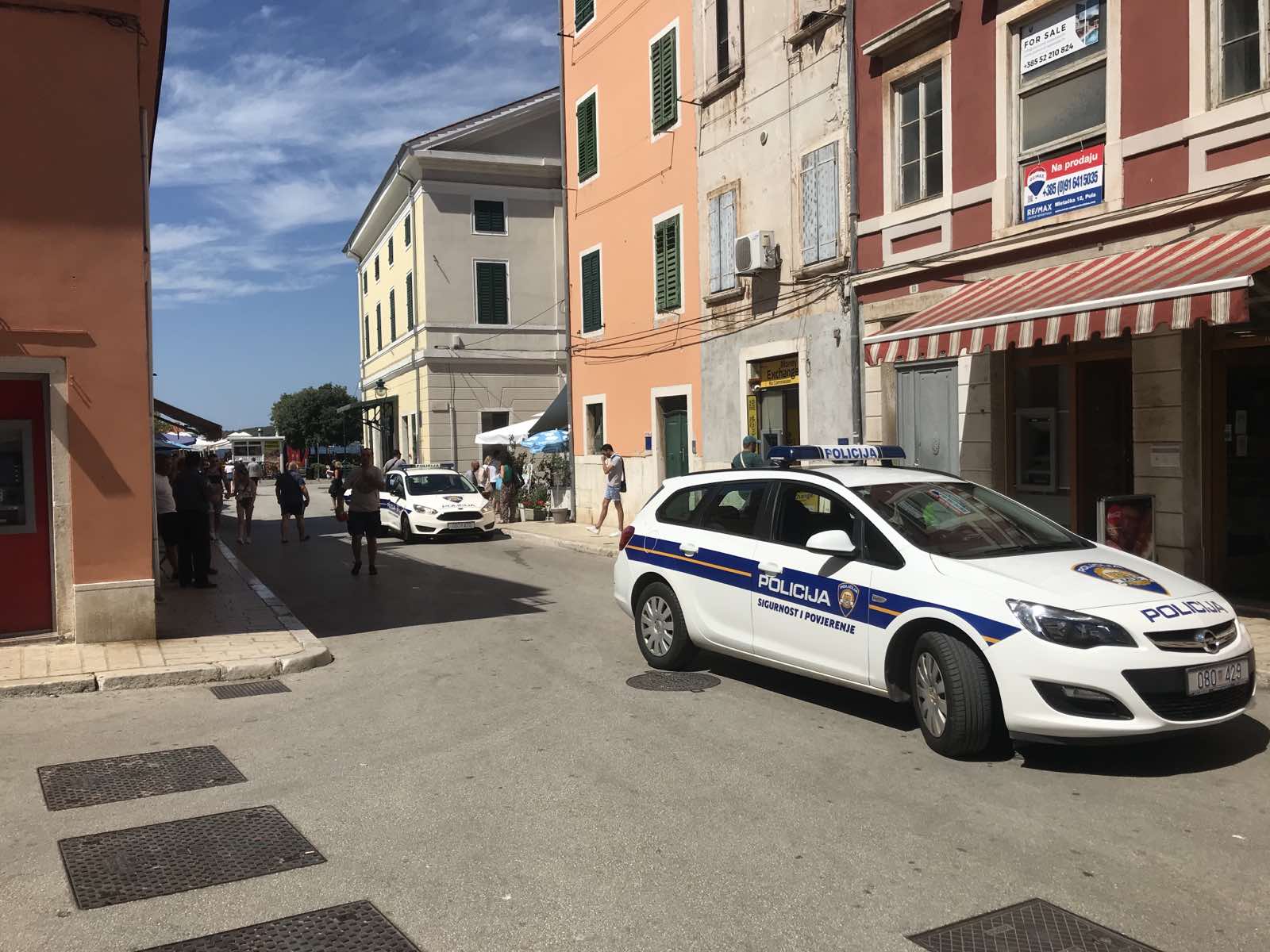 BURNA NOĆ U rovinjskom kafiću ozlijeđen 32-godišnjak